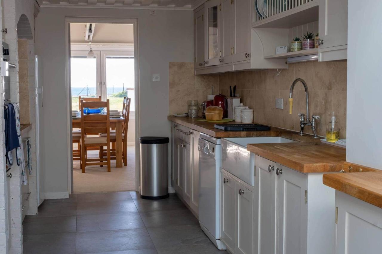 Needles Point Villa Milford on Sea Exterior photo